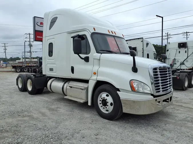 2019 FREIGHTLINER CASCADIA 125