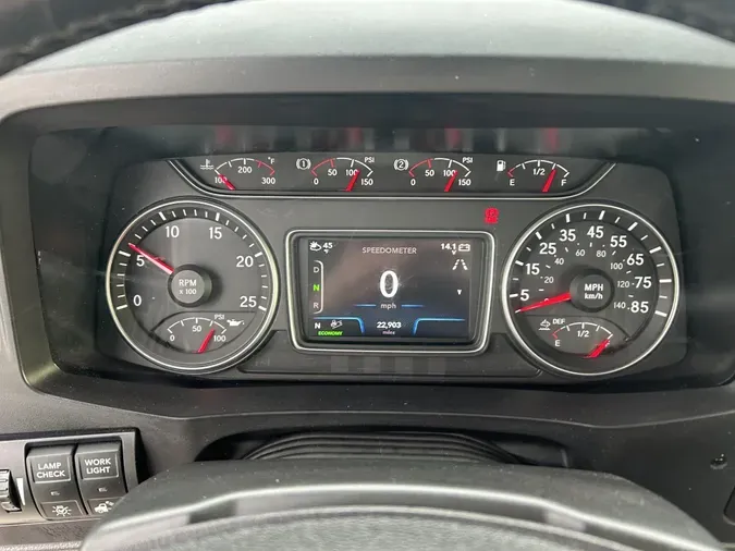 2025 International LT625