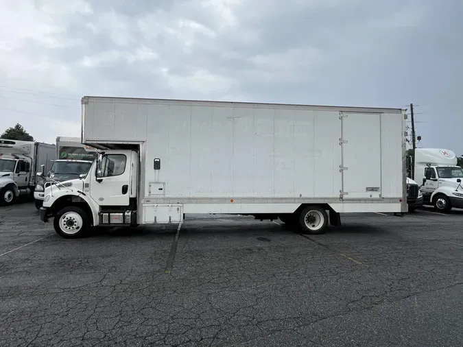 2020 Freightliner Business Class M2 106