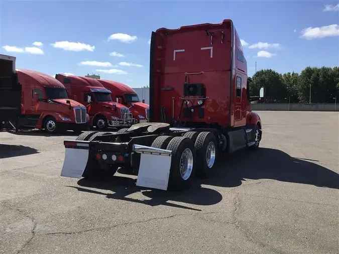 2022 KENWORTH T68041250f5fe1083af78d3c71e55ac61503