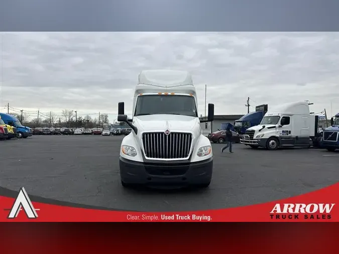 2022 INTERNATIONAL LT