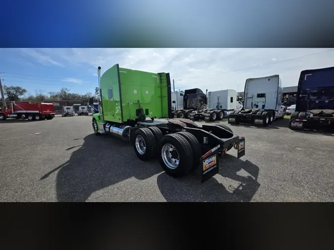2023 Peterbilt 579