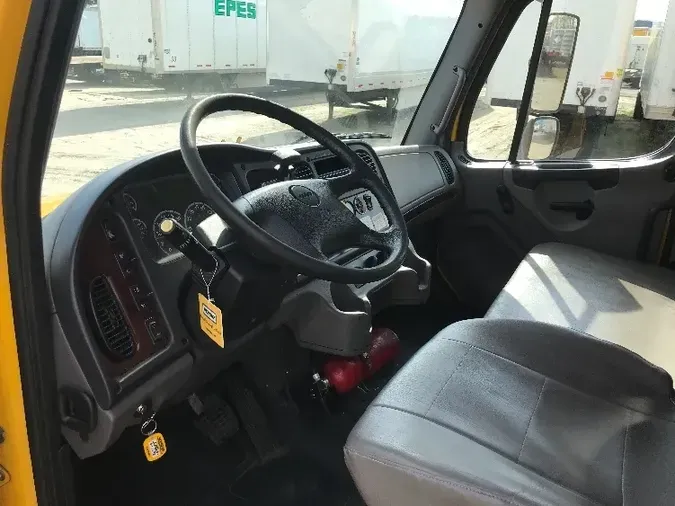 2018 Freightliner M2