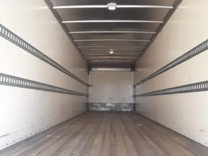 2021 FREIGHTLINER/MERCEDES M2 106