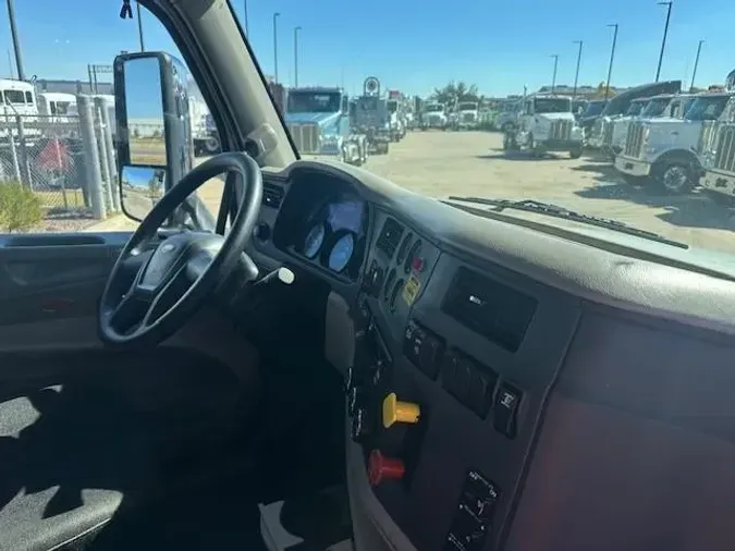 2019 Peterbilt 567