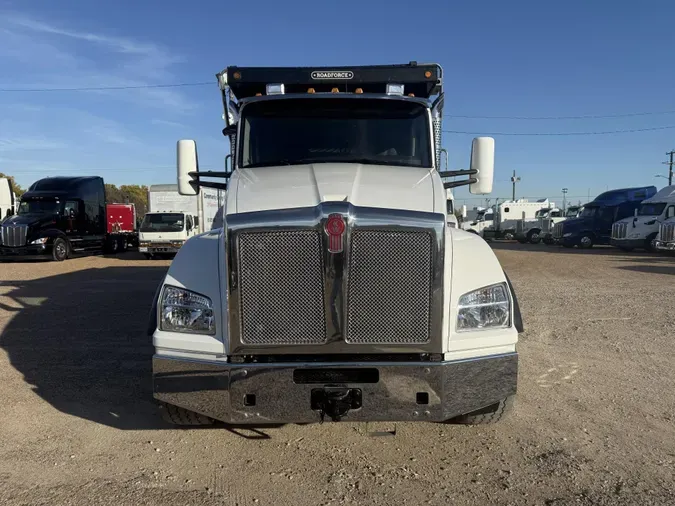 2025 Kenworth T8804130f4bae8d2aec1d96cbe7fe8d7c8ee
