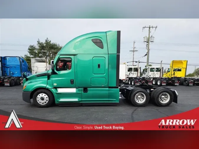 2020 FREIGHTLINER CA126