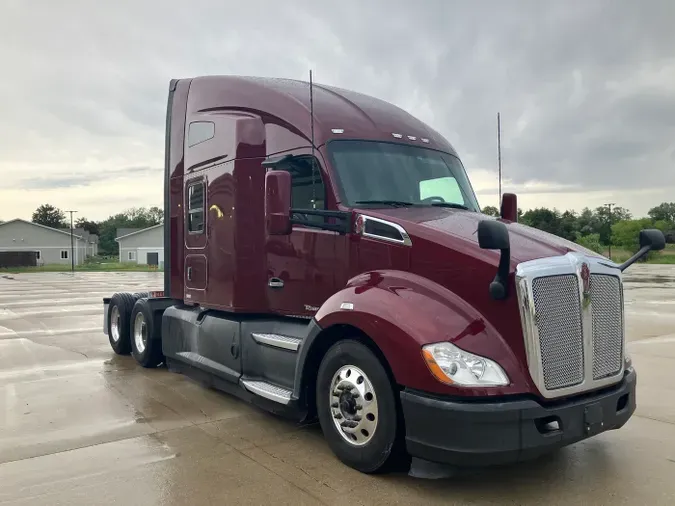 2021 Kenworth T680