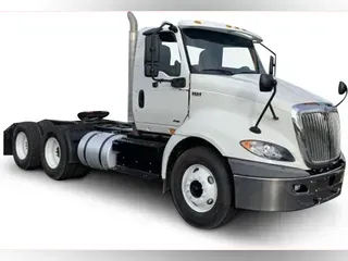 2021 International RH613