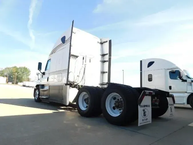 2019 Freightliner Cascadia 125