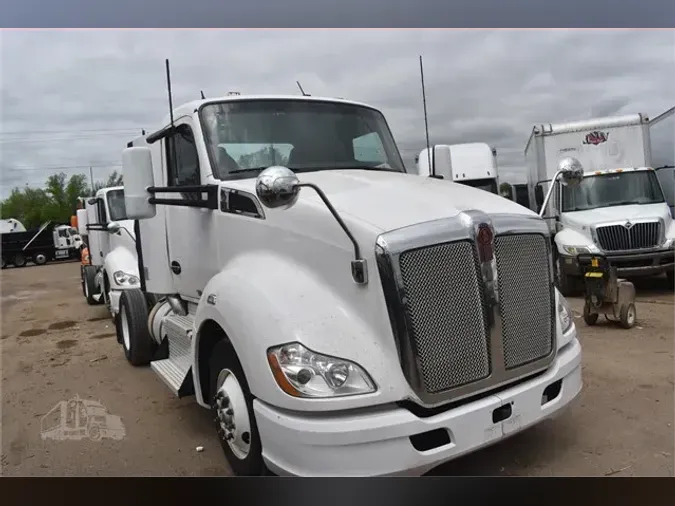 2013 KENWORTH T680