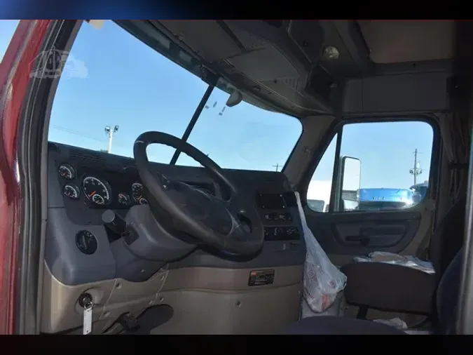 2016 FREIGHTLINER CASCADIA 125