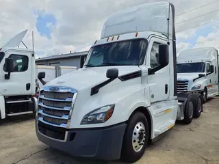 2019 FREIGHTLINER NEW CASCADIA PX12664