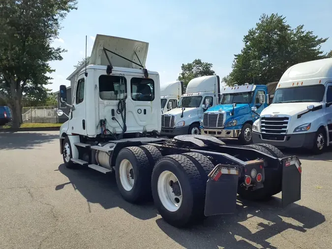 2021 FREIGHTLINER NEW CASCADIA PX12664