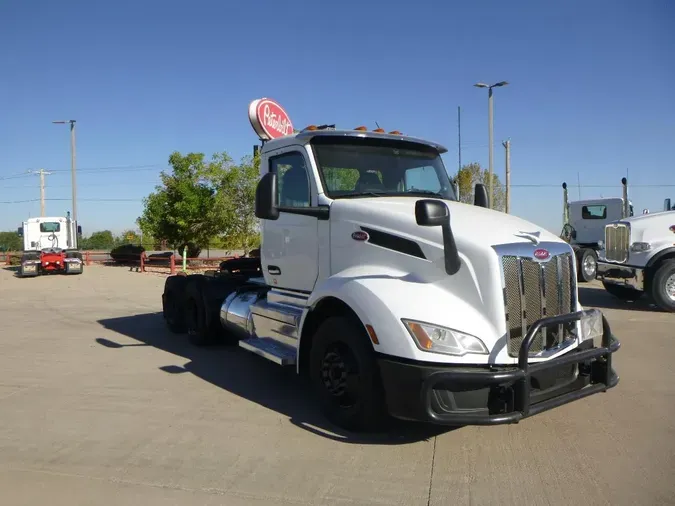 2023 Peterbilt 579