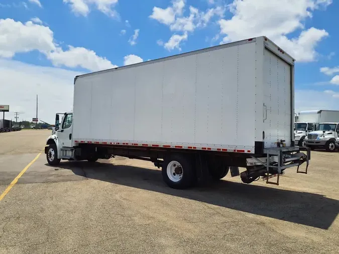 2019 FREIGHTLINER M2 106
