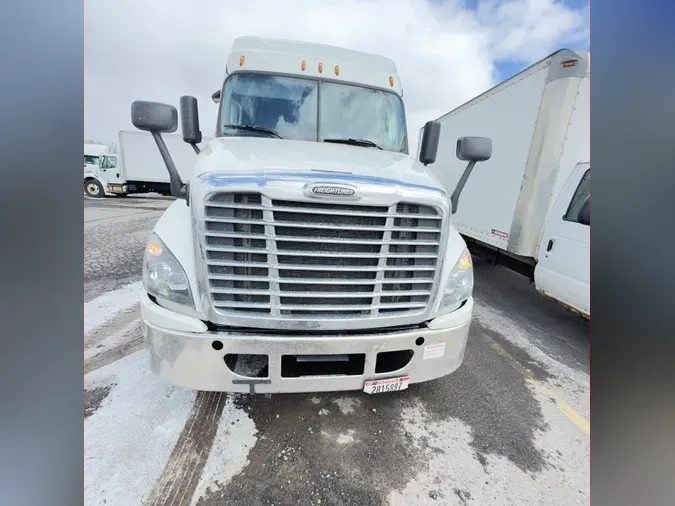 2019 FREIGHTLINER/MERCEDES CASCADIA 125