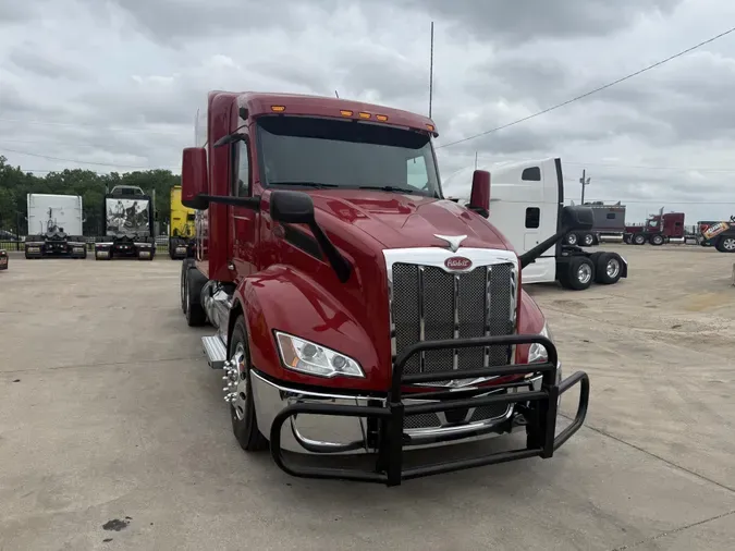 2022 Peterbilt 579
