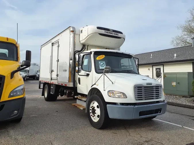 2019 FREIGHTLINER/MERCEDES M2 1064150165d503916ba000f76b98078dc57
