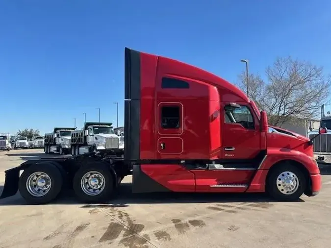 2024 Kenworth T680