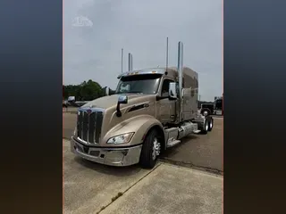 2025 PETERBILT 579