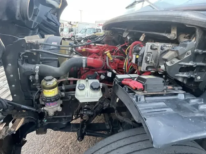 2019 FREIGHTLINER/MERCEDES M2 106