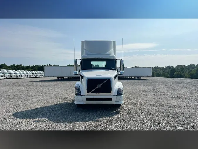 2016 Volvo VNL300