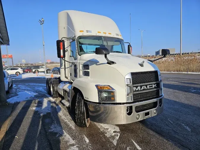 2019 MACK Anthem 64T