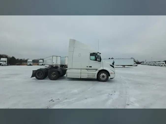 2020 Volvo VNR64T640