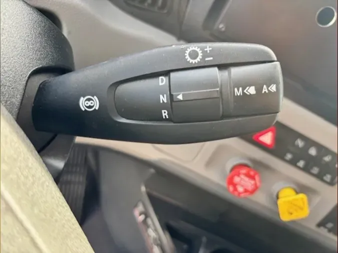 2020 Freightliner Cascadia 126