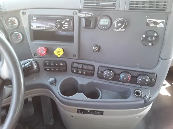 2018 FREIGHTLINER/MERCEDES CASCADIA 113