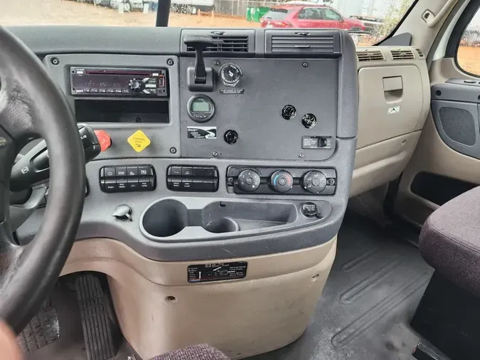 2018 FREIGHTLINER/MERCEDES CASCADIA 113