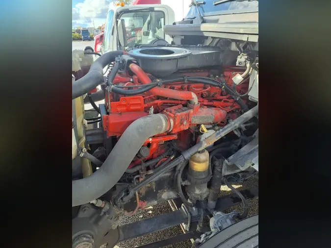 2019 NAVISTAR INTERNATIONAL LT625 DAYCAB T/A