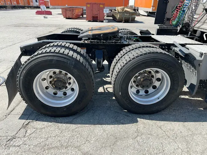 2023 Freightliner Cascadia