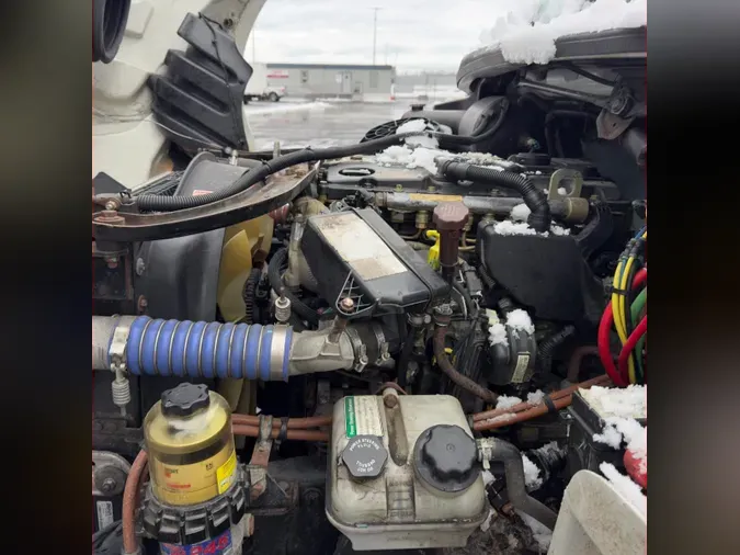 2019 FREIGHTLINER/MERCEDES M2 106