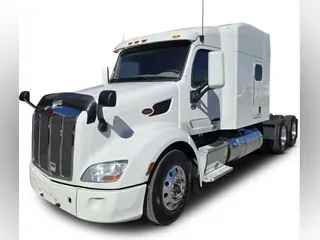 2022 Peterbilt 579