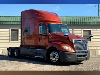 2019 International LT625 6x4