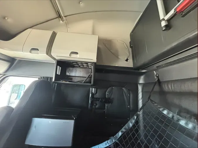 2024 Freightliner Cascadia 126