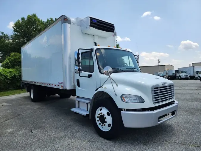 2018 FREIGHTLINER M2 106