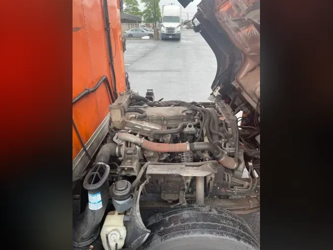 2019 ISUZU NQR
