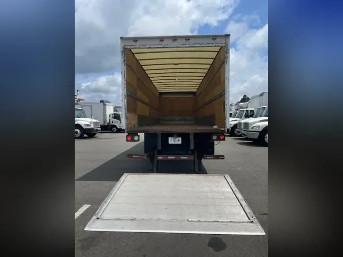2020 FREIGHTLINER M2 106