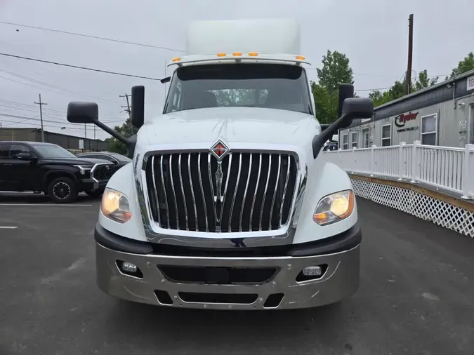 2019 NAVISTAR INTERNATIONAL LT625 DAYCAB T/A