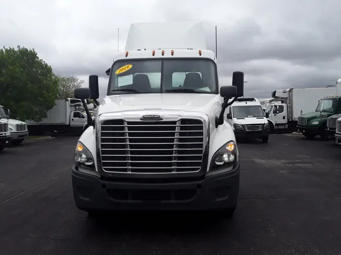 2018 FREIGHTLINER/MERCEDES CASCADIA 125