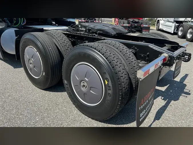 2022 INTERNATIONAL LT625
