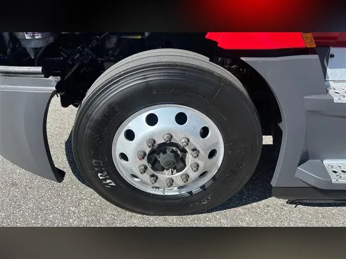 2022 FREIGHTLINER CA126