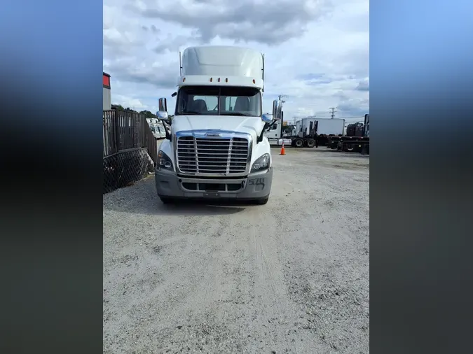 2020 FREIGHTLINER/MERCEDES CASCADIA 125