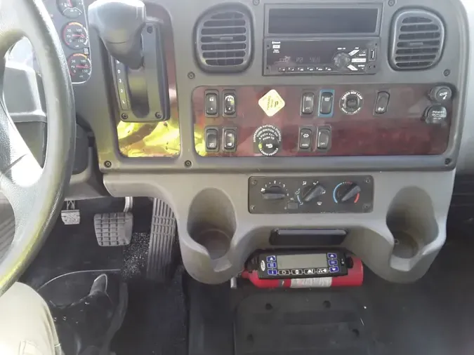 2019 FREIGHTLINER/MERCEDES M2 106