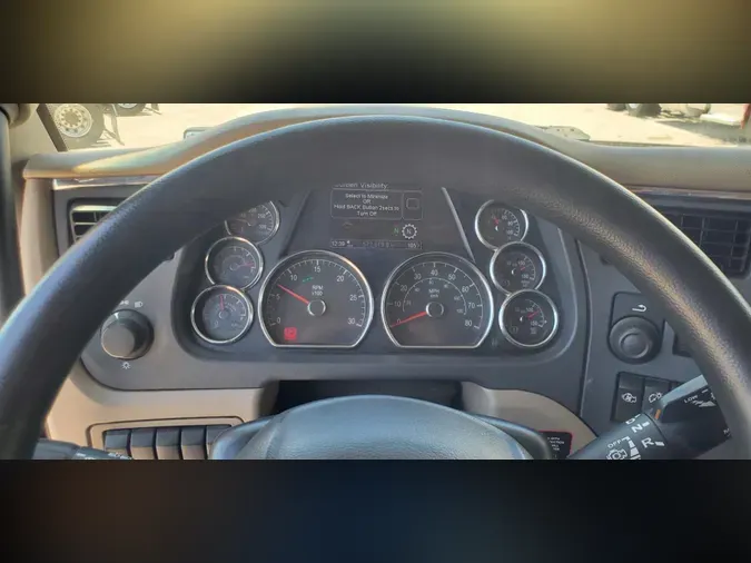 2022 Peterbilt 579