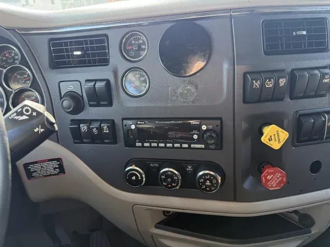 2022 Peterbilt 579
