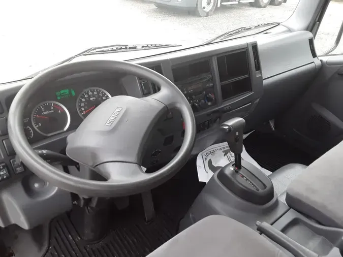 2017 ISUZU NPR HD